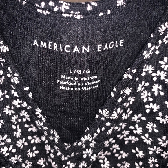 Black and white flower print top - Picture 3 of 4